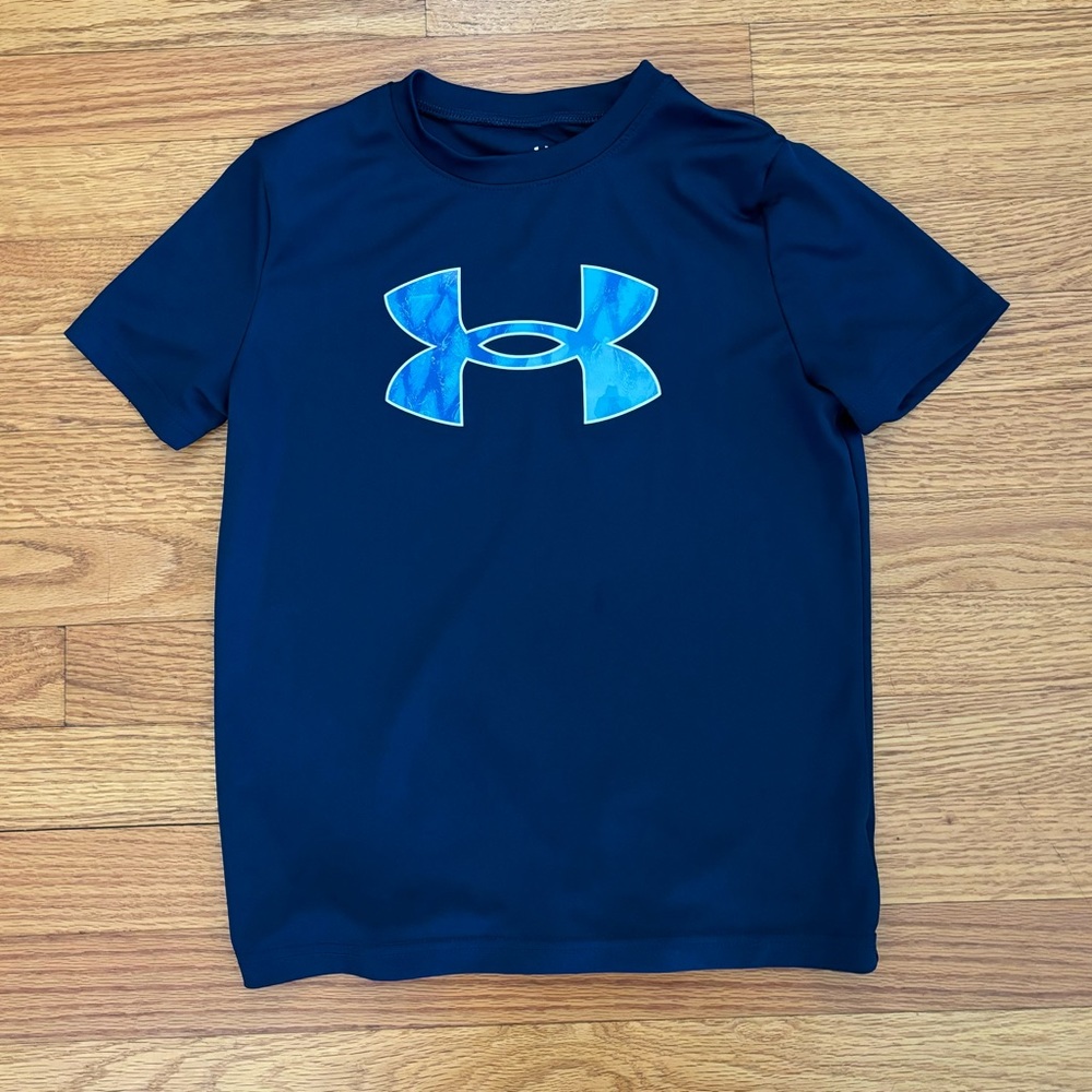 Under Armour Tee Youth Small Blue Crew Neck Shirt Logo Casualwear Athletic Sport